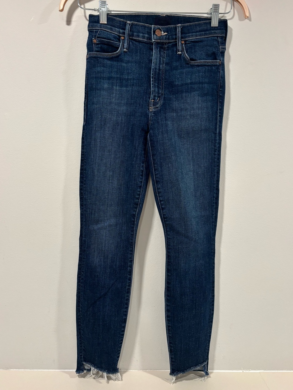 MOTHER The Stunner Zip Ankle Step Fray Jeans One Fell Sweep Size 26